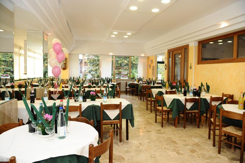 Hotel Verdemare リミニ エクステリア 写真